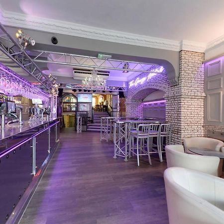 The George Hotel Уитби Екстериор снимка