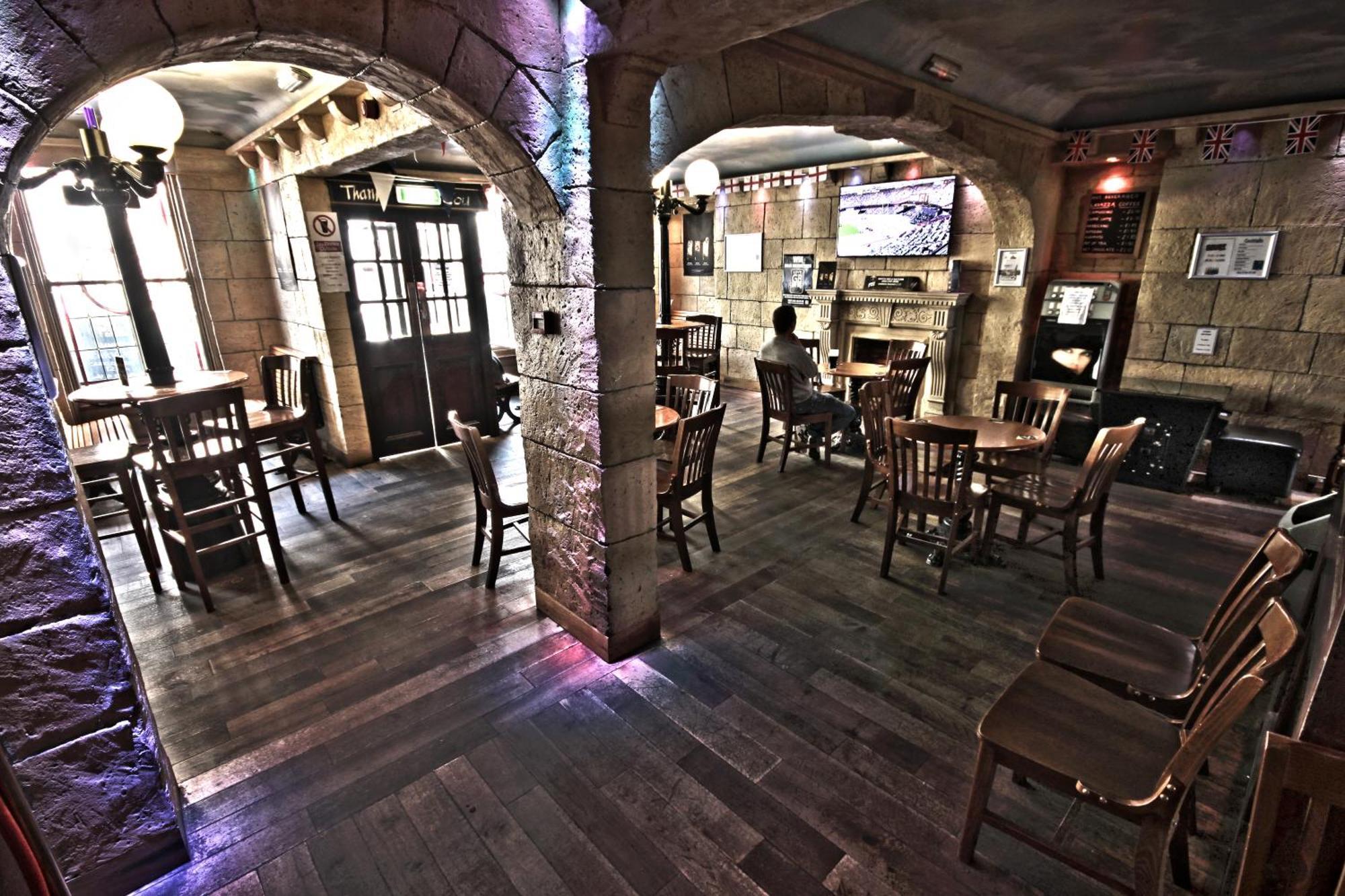 The George Hotel Уитби Екстериор снимка